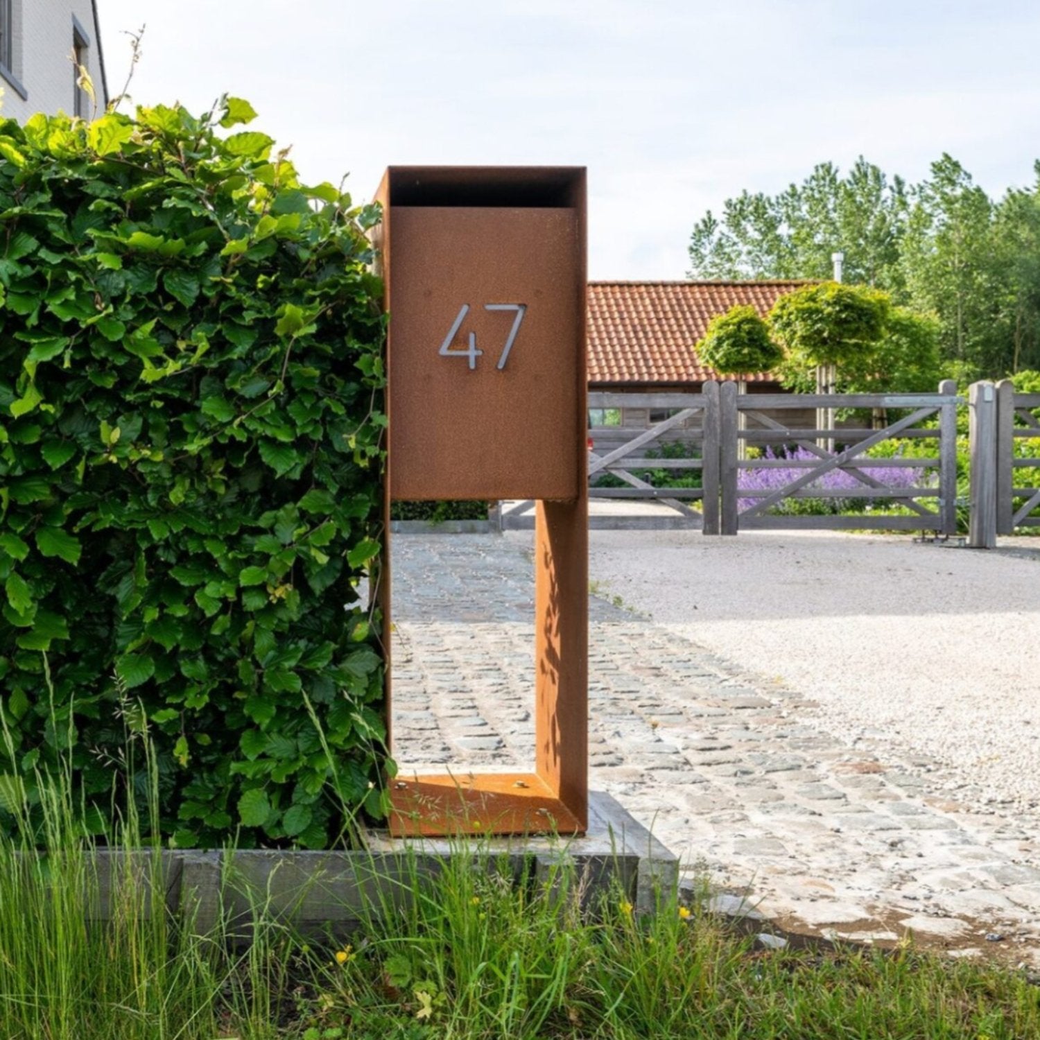 De voordelen van het kopen van een vrijstaande brievenbus