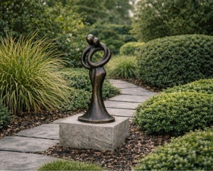 Bronzen beeld abstract - Doika