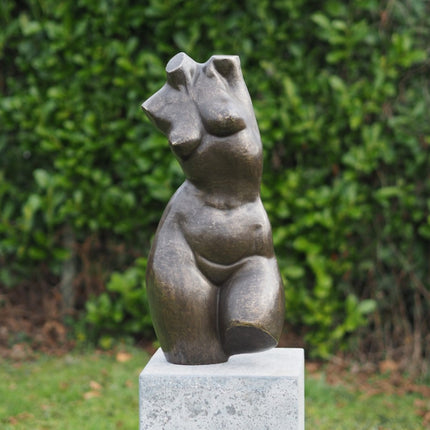 Bronzen beeld Grote vrouwentorso 62x20x26cm