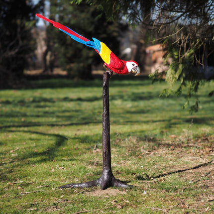 Bronzen beeld Papagaai op boom (hoofd omlaag) 140x45x60cm