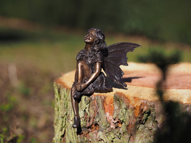 Bronzen beeld Zittende Engel 16x7x14cm