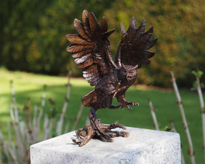 Bronzen beeld Vliegende Uil 30x23x19cm