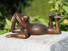 Bronzen beeld Liggende kikker klein 10x15x27cm