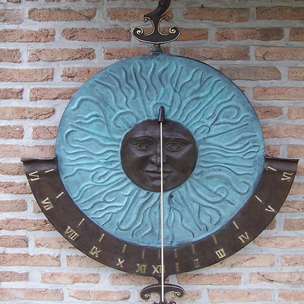 Bronzen Grote zonnewijzer  muurbevestiging 85x40x85cm
