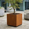 Vierkante cortenstalen plantenbak met wielen 100x100x100 cm