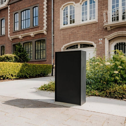eSafe Dropbox Medium Pakketbrievenbus Achtertuiname - Zwart RAL 9005 - Doika - Pakketbrievenbus - eSafe -  - AB325022